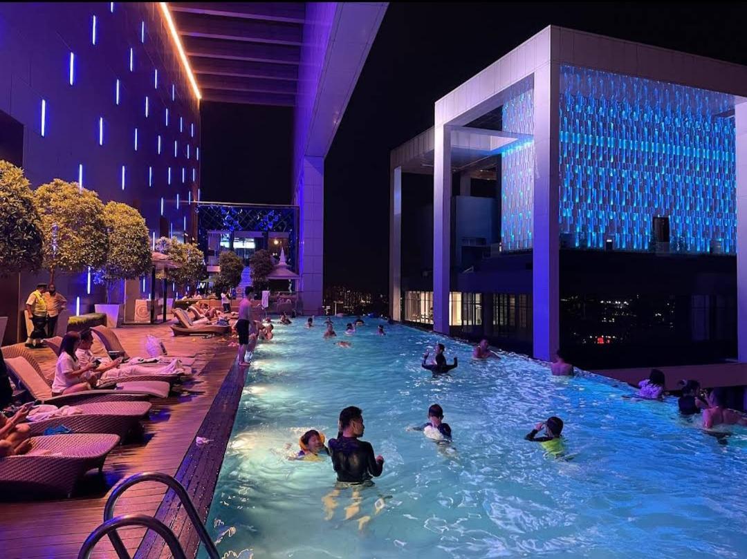 Faced Suites Platinum Klcc Kuala Lumpur Exterior foto