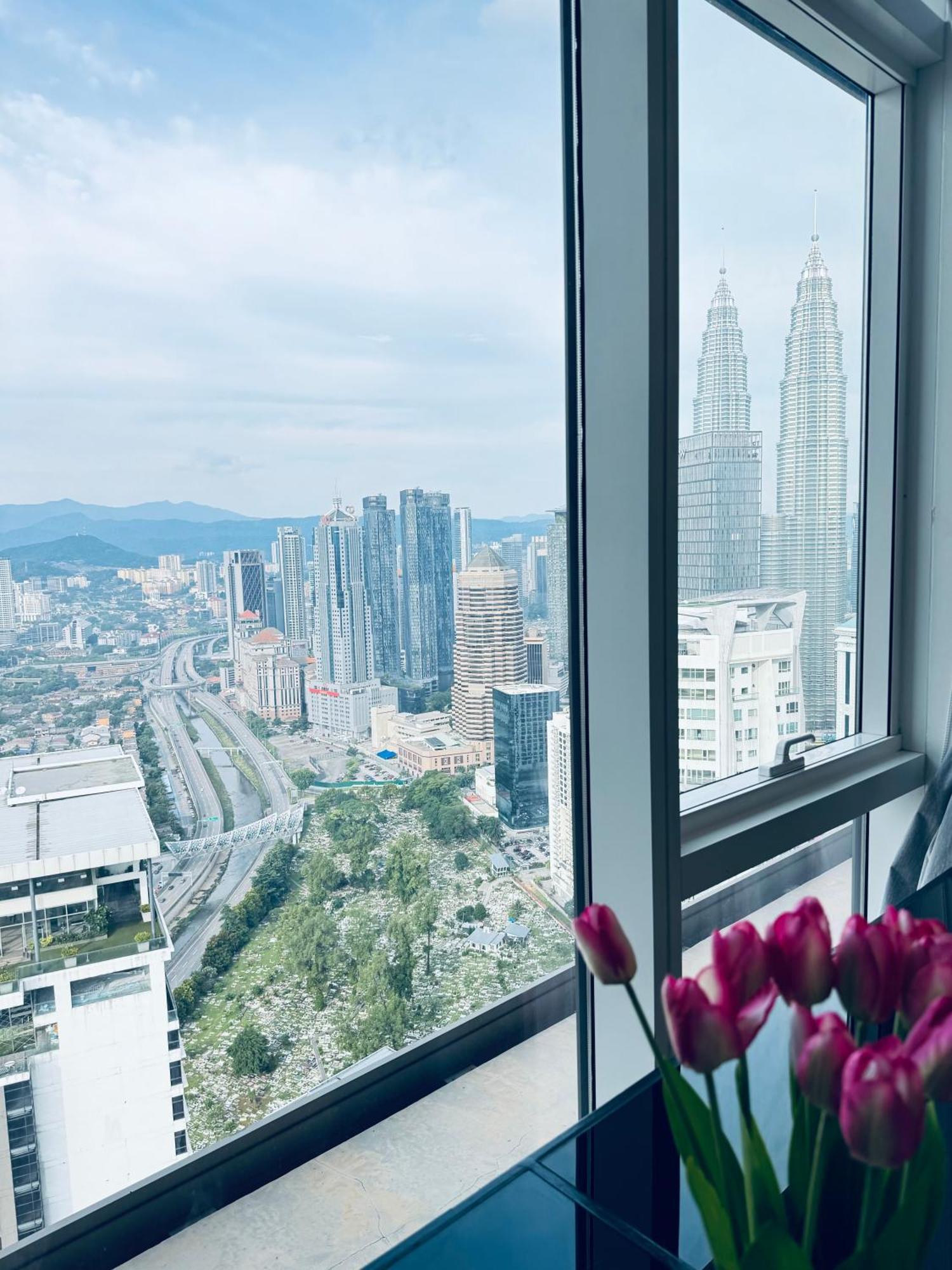 Faced Suites Platinum Klcc Kuala Lumpur Exterior foto