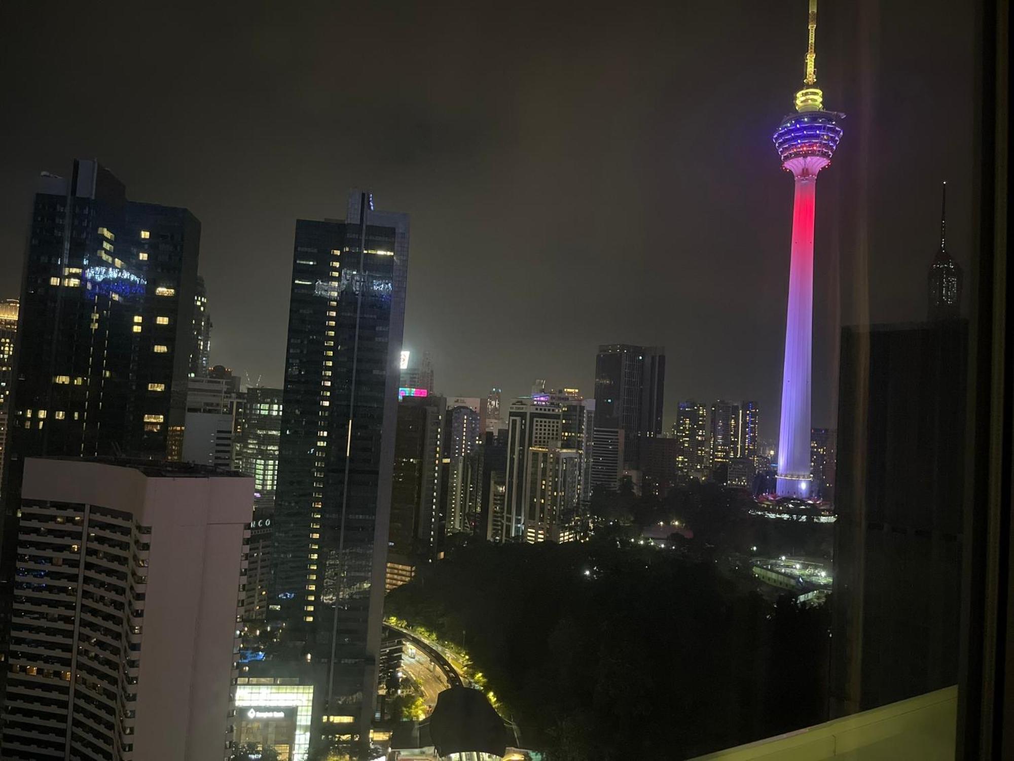 Faced Suites Platinum Klcc Kuala Lumpur Habitación foto