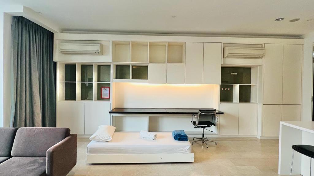 Faced Suites Platinum Klcc Kuala Lumpur Habitación foto